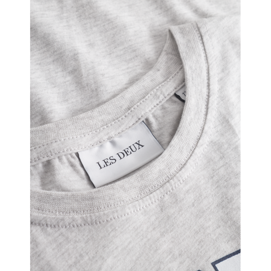 Les Deux – T-shirt – Aidan – Snow Melange - Image 4