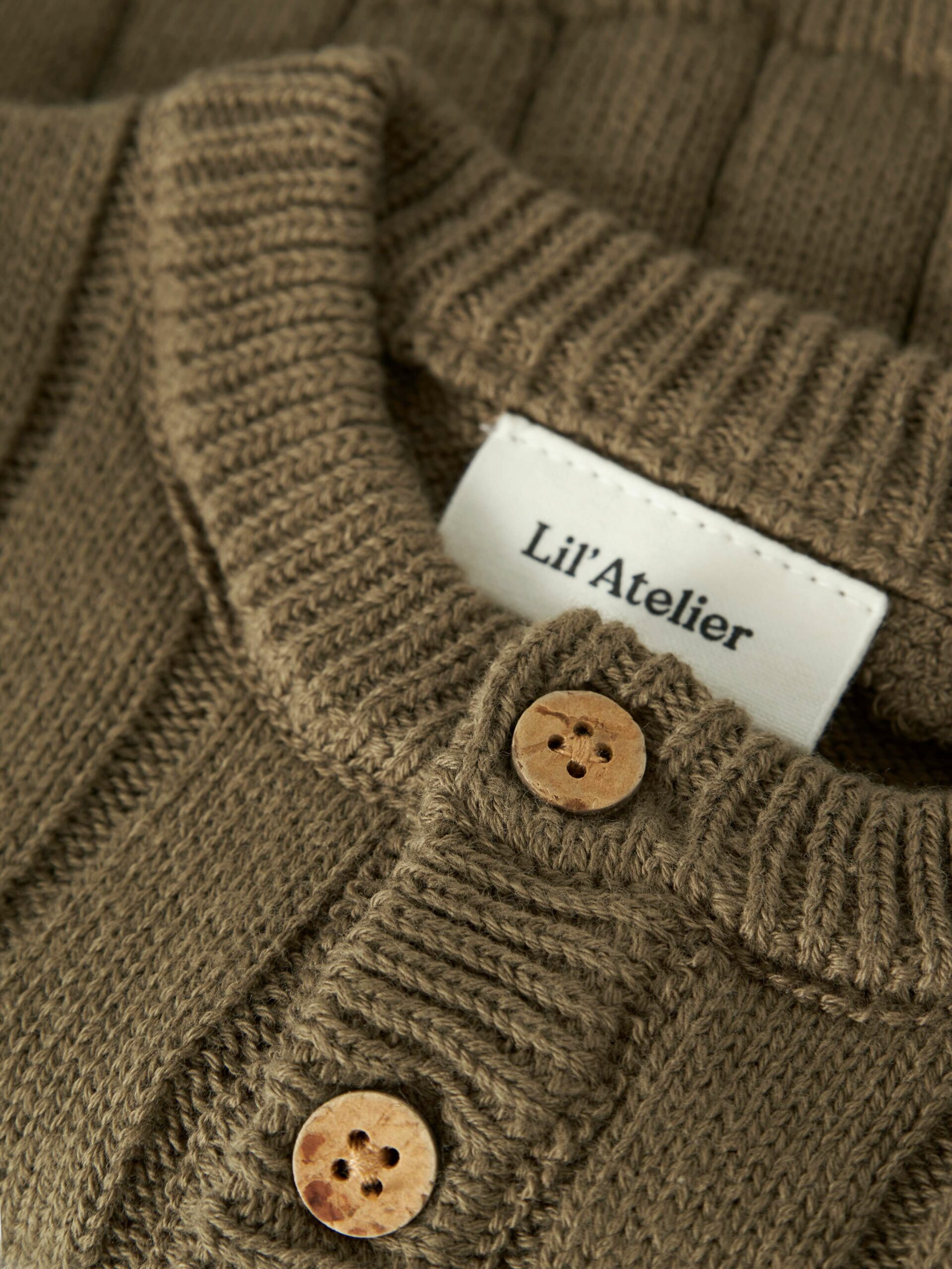 Lil' Atelier - Strik Vest - Lomon - Kangaroo - Billede 2